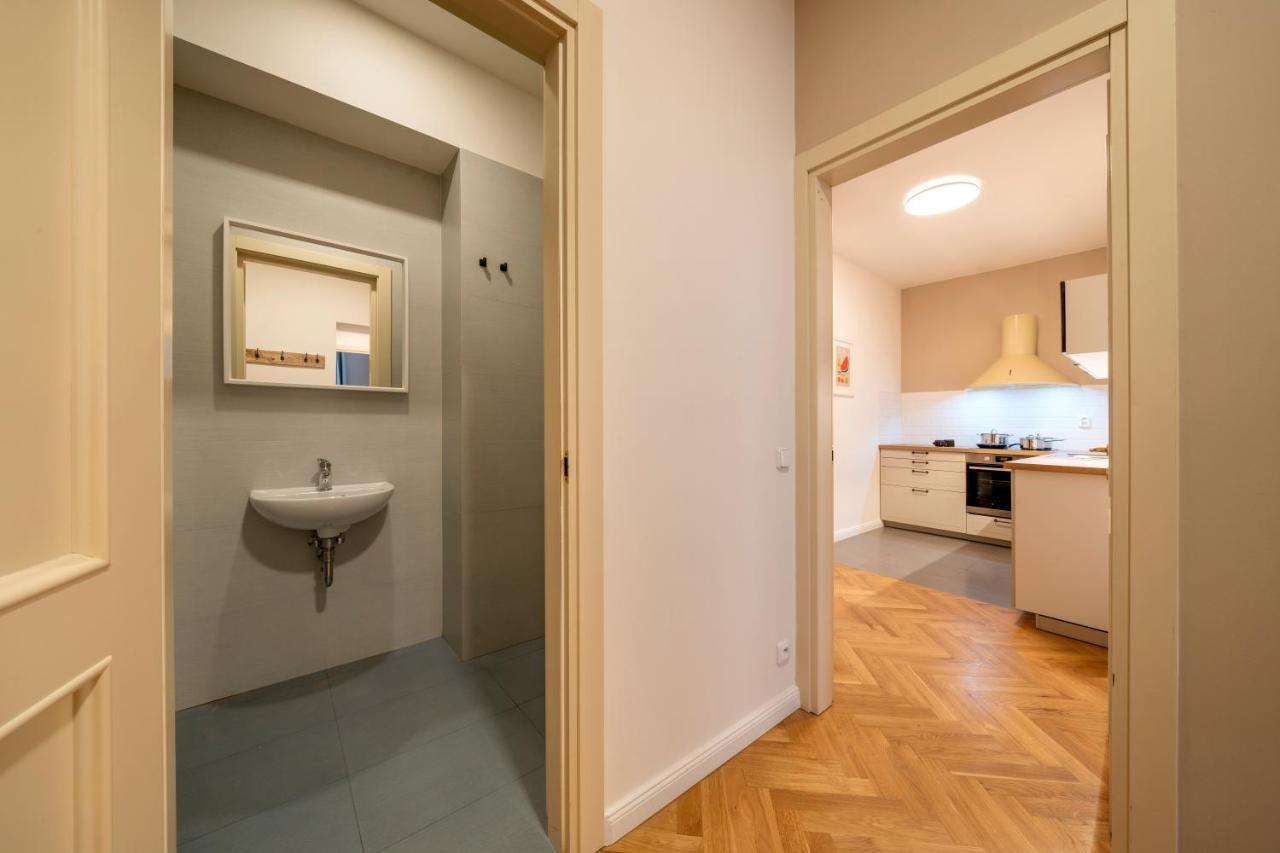 Apart Hotel Zborovska 布拉格 外观 照片