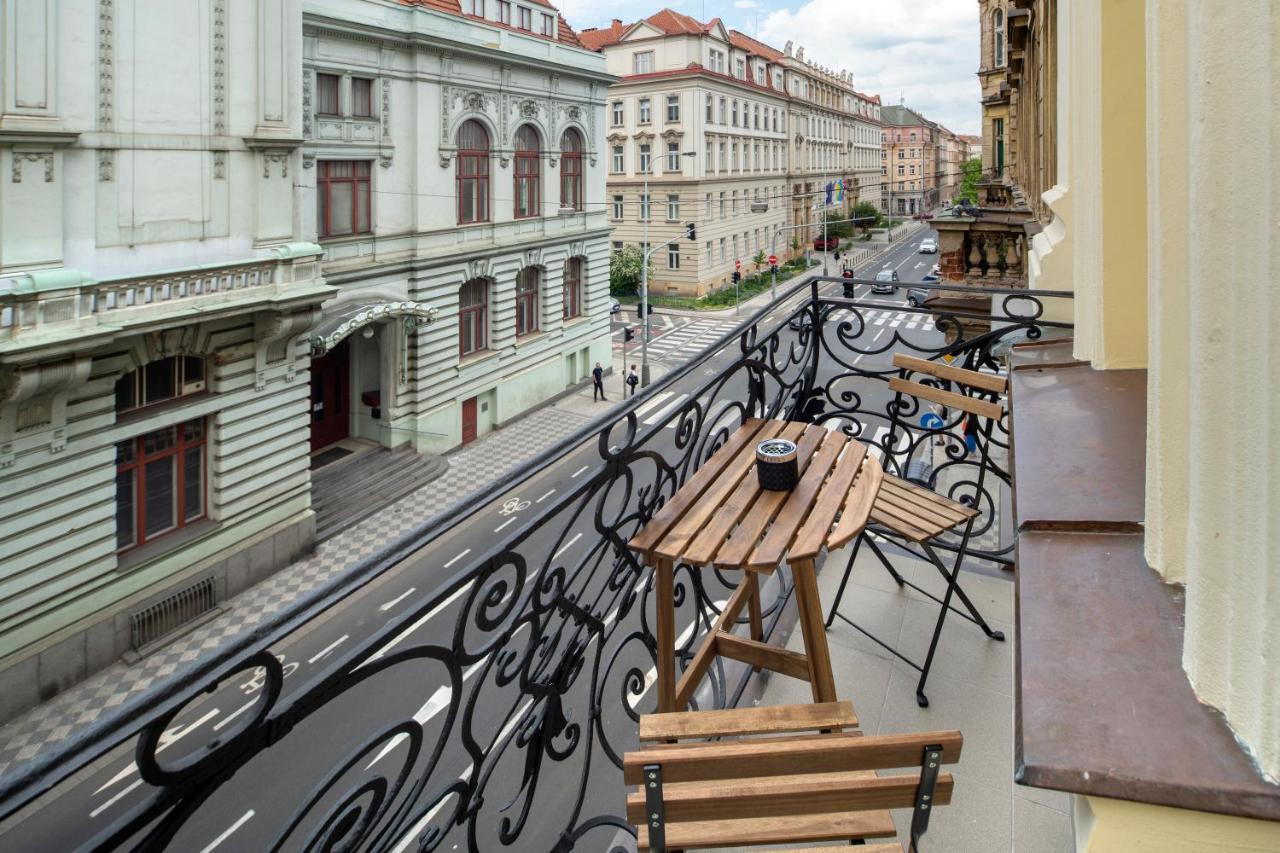 Apart Hotel Zborovska 布拉格 外观 照片