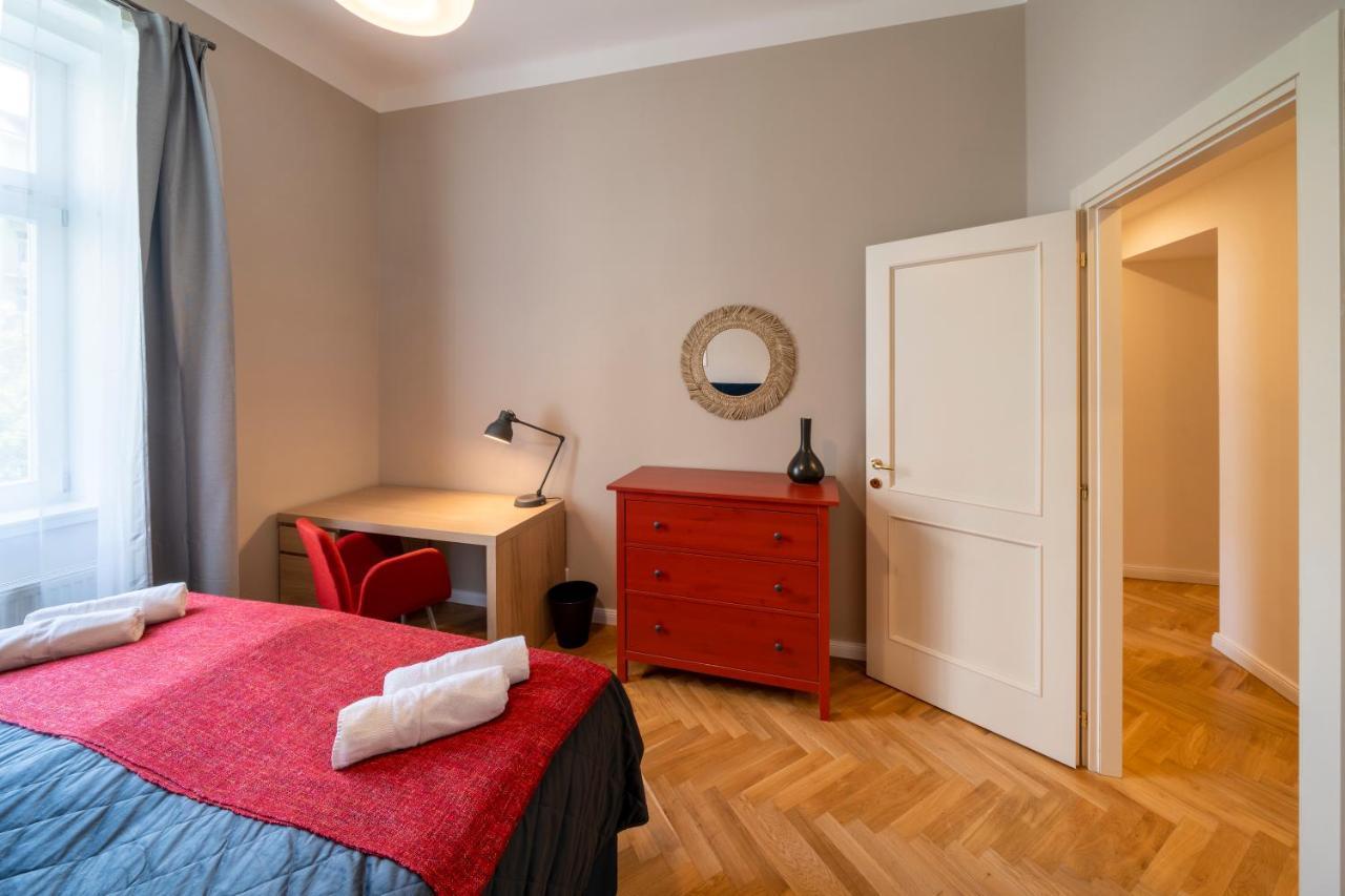 Apart Hotel Zborovska 布拉格 外观 照片
