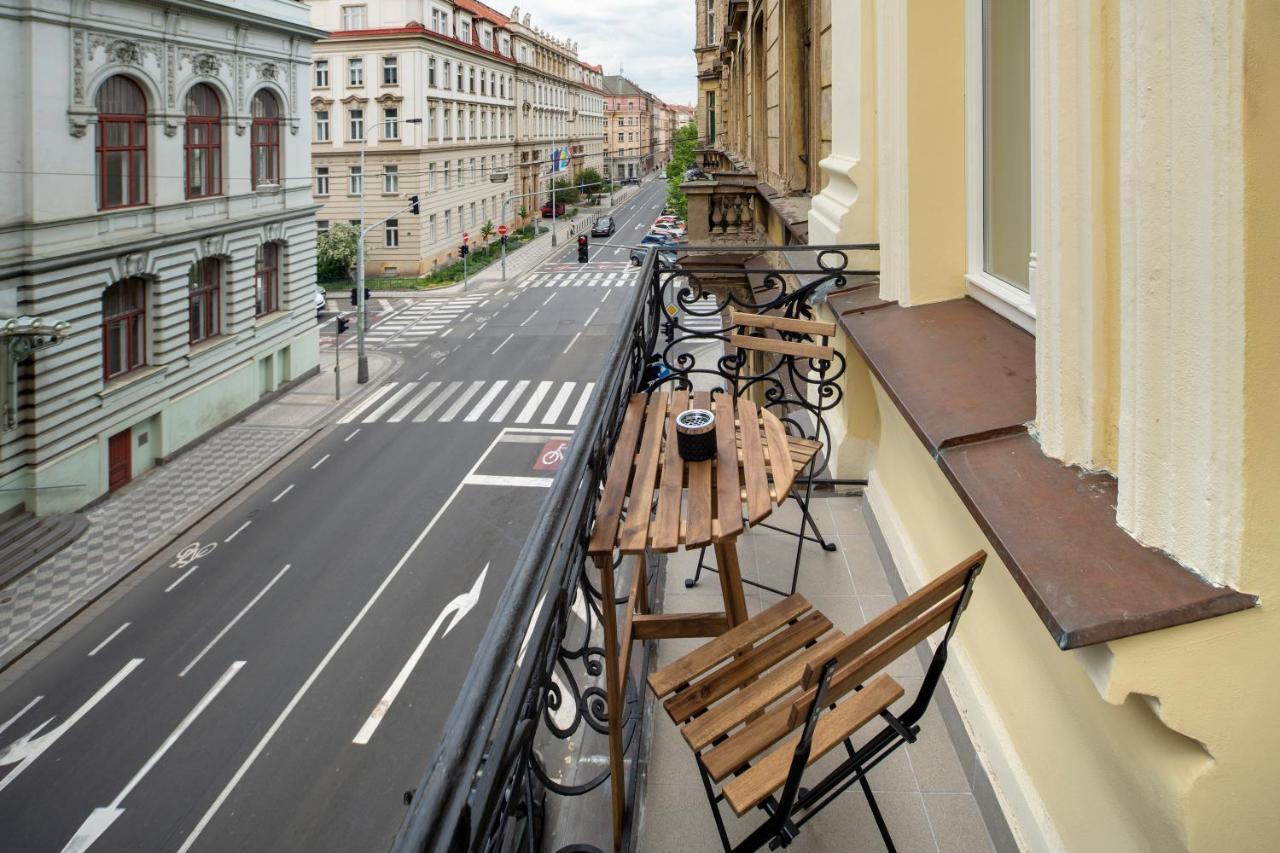 Apart Hotel Zborovska 布拉格 外观 照片
