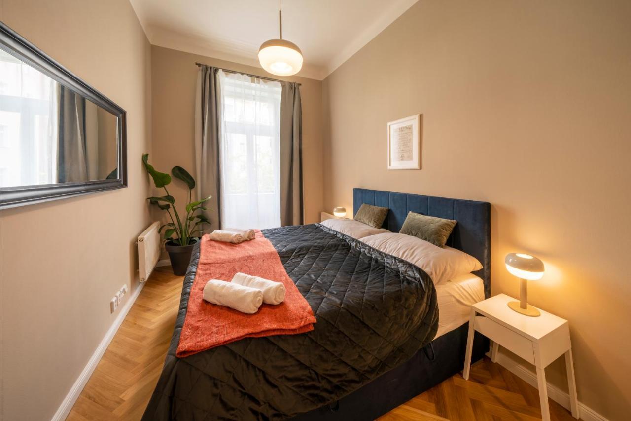 Apart Hotel Zborovska 布拉格 外观 照片