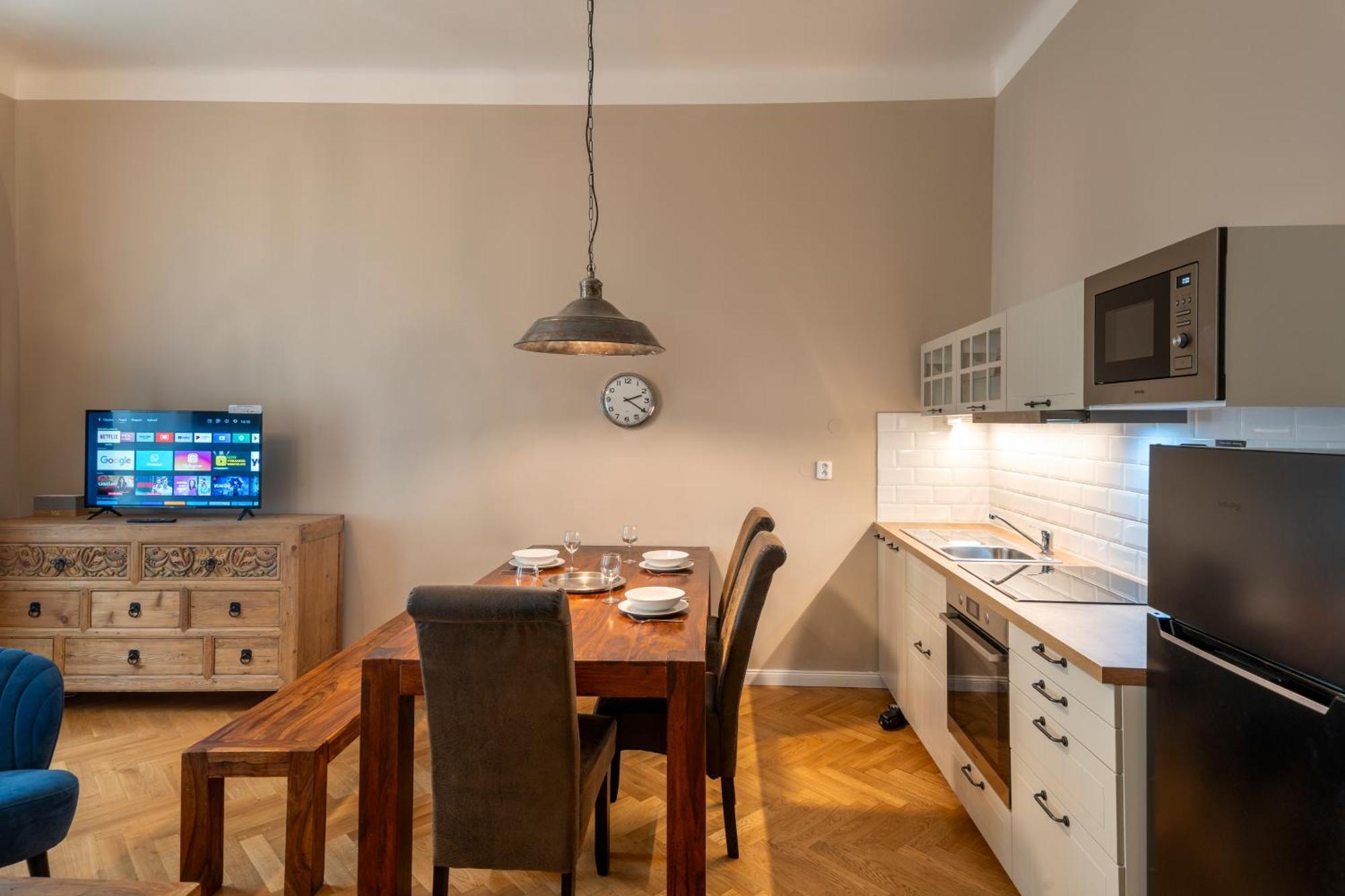 Apart Hotel Zborovska 布拉格 外观 照片
