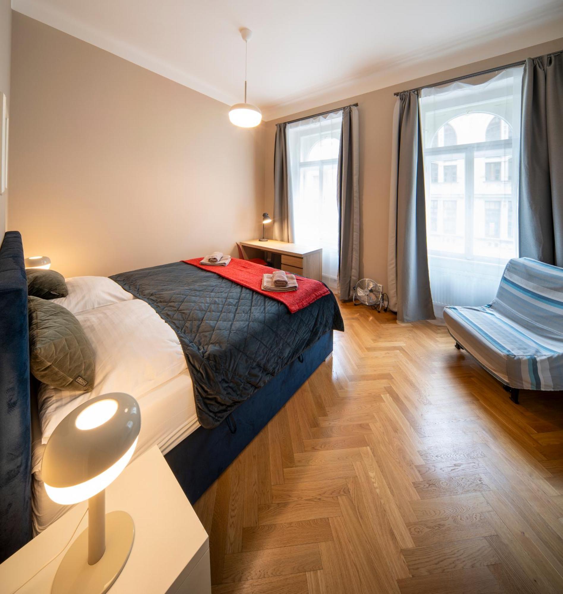 Apart Hotel Zborovska 布拉格 外观 照片